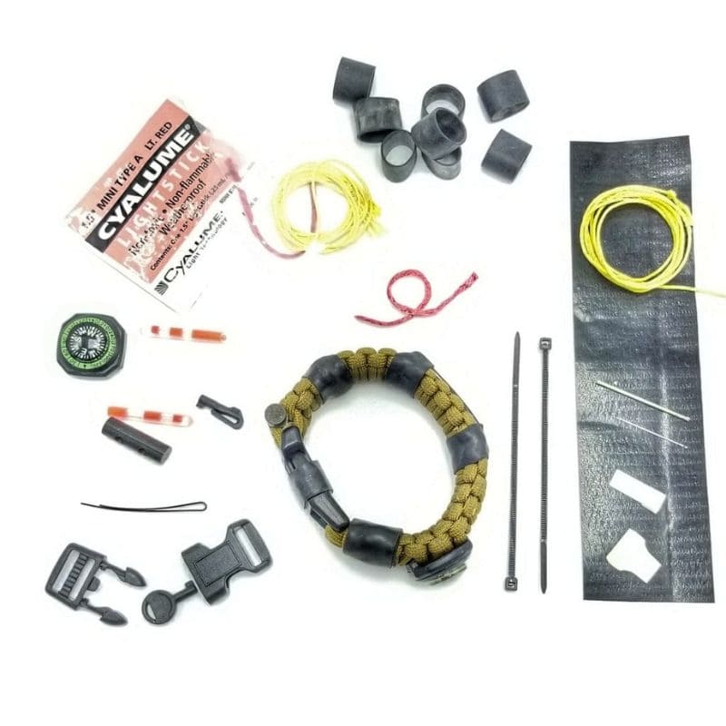 Escape Evade Pathfinder Paracord Bracelet